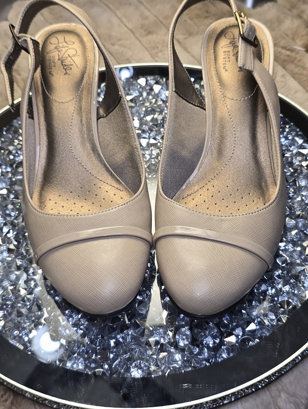 LifeStride Soft System Nude Taupe Cap-Toe Slingback Wedge Heels Comfy